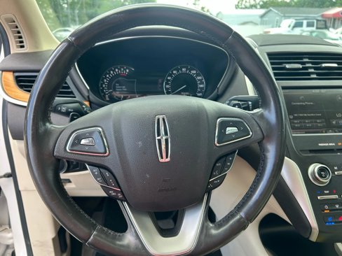 Used 2015 Lincoln MKC FWD w/ Equipment Group 102A Reserve image 16