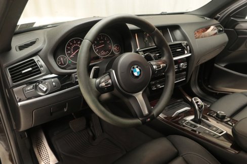 Used 2018 BMW X4 M40i image 41