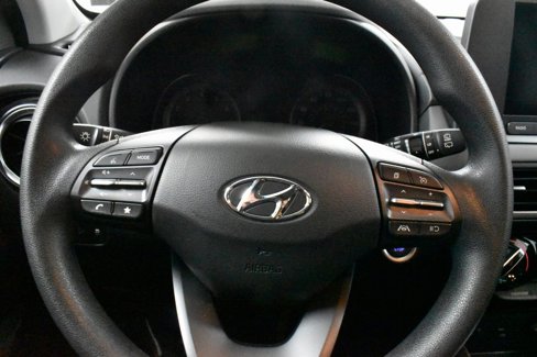 Used 2022 Hyundai Kona SEL image 20