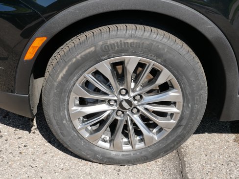 Used 2024 Cadillac XT4 Premium Luxury w/ Technology Package image 4