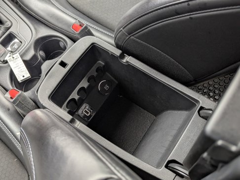 Used 2019 Jeep Cherokee Latitude Plus w/ Cold Weather Group image 43