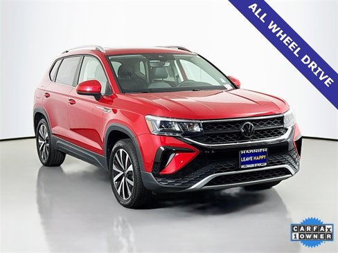 Used 2023 Volkswagen Taos SE image 1