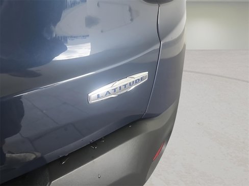 Used 2022 Jeep Renegade Latitude image 14