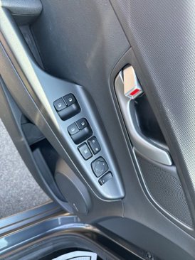 Used 2019 Hyundai Kona Limited image 10