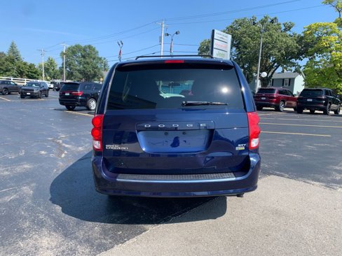 Used 2014 Dodge Grand Caravan SXT image 7