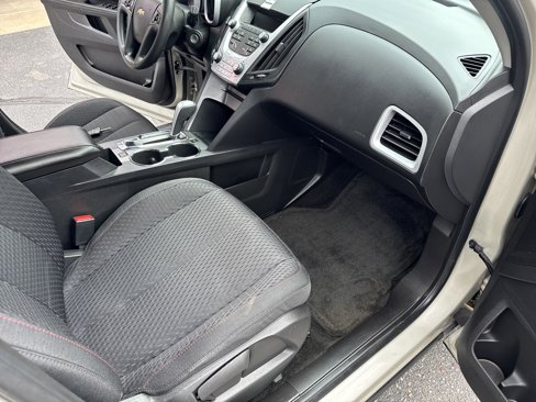 Used 2015 Chevrolet Equinox LS image 21