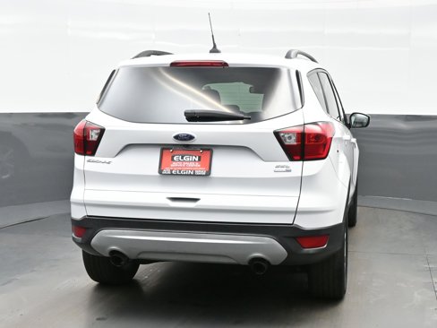 Used 2019 Ford Escape SEL image 5