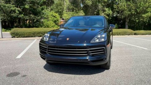 Certified 2023 Porsche Cayenne Platinum Edition image 3