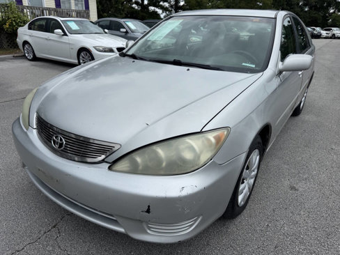 Used 2005 Toyota Camry LE image 1