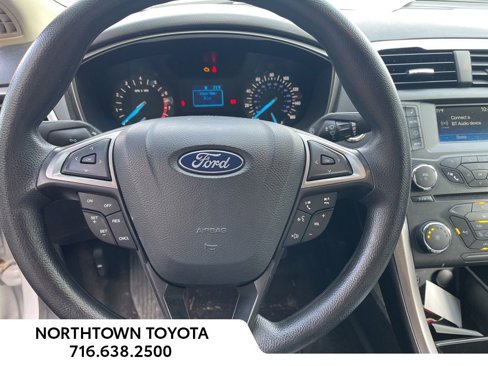 Used 2018 Ford Fusion S image 16