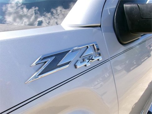 Used 2018 GMC Sierra 1500 SLT image 11
