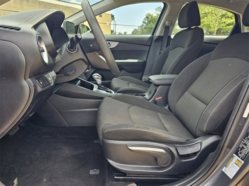 Used 2023 Kia Forte LXS image 12