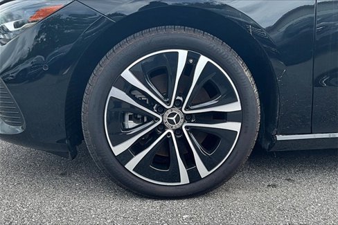 New 2025 Mercedes-Benz CLA 250 image 12