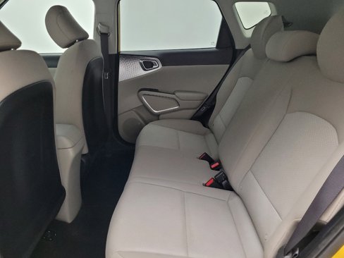 Used 2020 Kia Soul LX image 18