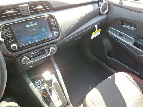 New 2025 Nissan Versa SR image 7