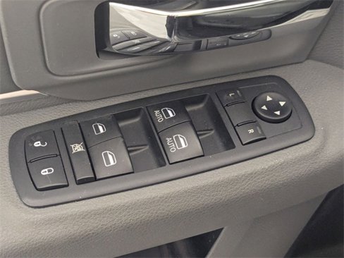 Used 2019 RAM 1500 Classic Warlock w/ Electronics Group image 11