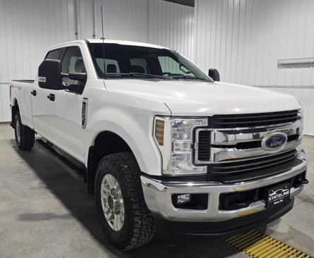 Used 2019 Ford F350 XLT image 4
