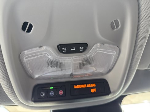 Used 2023 Chevrolet TrailBlazer LS image 26