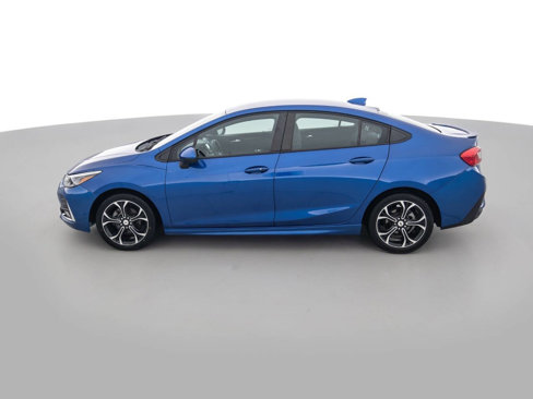 Used 2019 Chevrolet Cruze LT w/ Convenience Package image 8