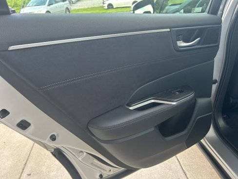 Used 2021 Honda Clarity Touring image 28