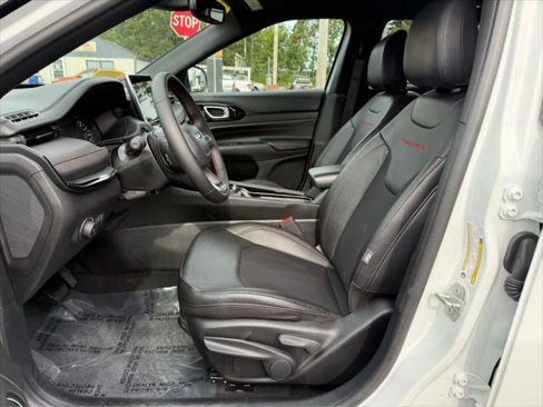 Certified 2024 Jeep Compass Trailhawk image 12