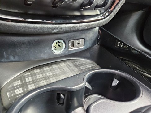 Used 2016 MINI Cooper Clubman image 23