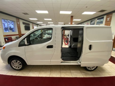 Used 2020 Nissan NV200 SV image 11