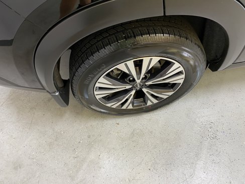 Used 2023 Nissan Rogue SV image 13