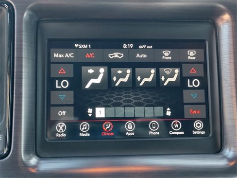 Certified 2018 Dodge Challenger SXT w/ Blacktop Package image 18
