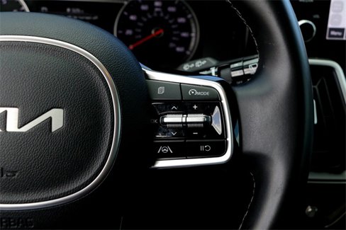 Used 2022 Kia Sorento S image 13