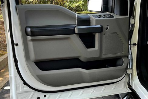 Used 2016 Ford F150 XLT w/ Equipment Group 302A Luxury image 20