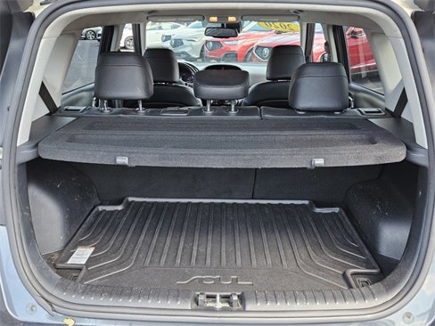 Used 2020 Kia Soul EX image 11