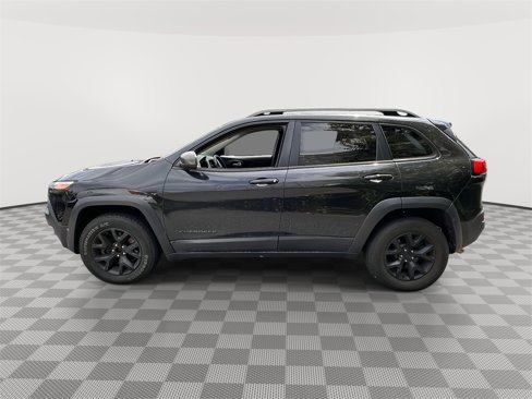 Used 2014 Jeep Cherokee Trailhawk w/ Comfort/Convenience Group image 2