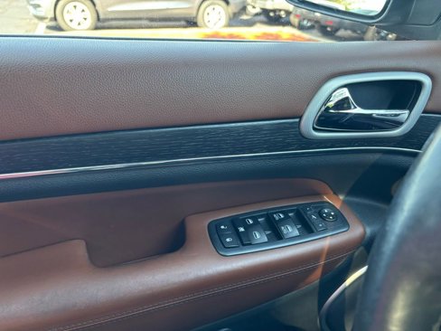 Used 2019 Jeep Grand Cherokee Summit w/ Skid Plate Group image 25