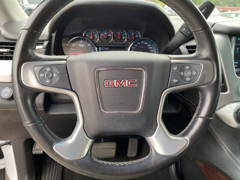 Used 2018 GMC Yukon SLE w/ Convenience Package image 17