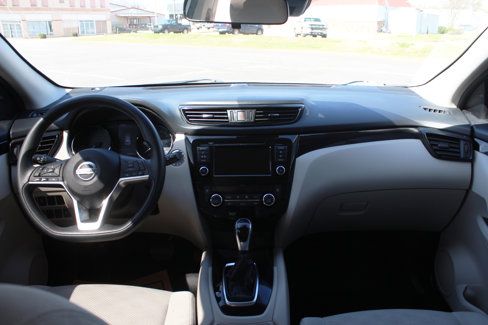 Used 2019 Nissan Rogue Sport SV image 15