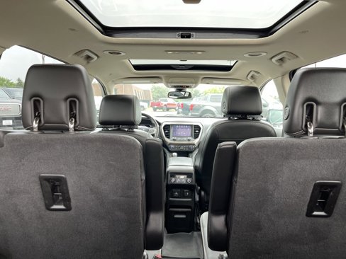 Used 2018 GMC Acadia Denali w/ Technology Package image 27