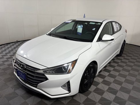 Used 2019 Hyundai Elantra SE w/ Cargo Package image 3