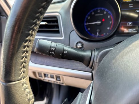 Used 2019 Subaru Outback 2.5i Limited image 29