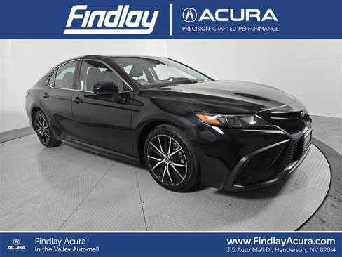 Used 2021 Toyota Camry SE image 1