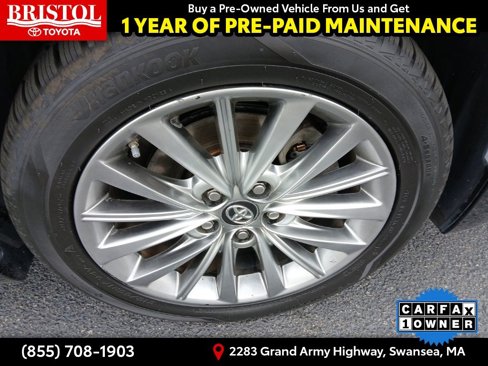 Used 2017 Toyota Avalon Limited image 10
