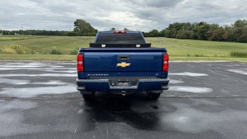 Used 2018 Chevrolet Silverado 1500 LT w/ All Star Edition image 6