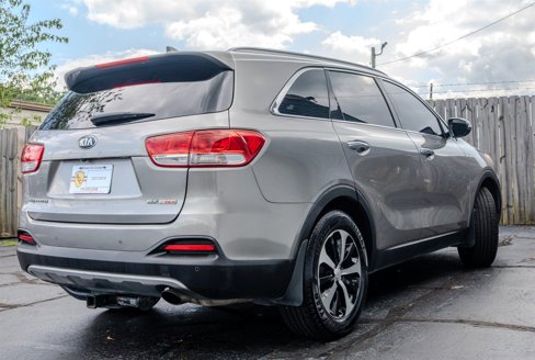 Used 2017 Kia Sorento EX w/ EX Premium Package image 5