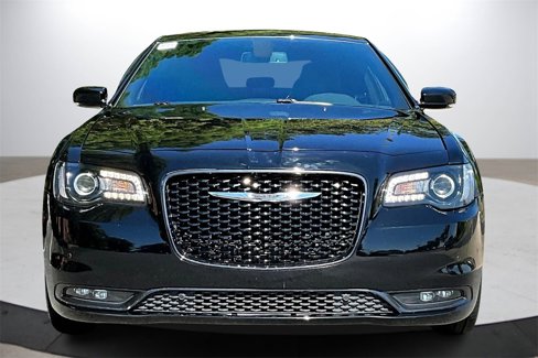 Certified 2019 Chrysler 300 S w/ 300S Premium Group image 3