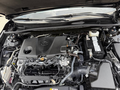 Used 2024 Toyota Camry SE image 31