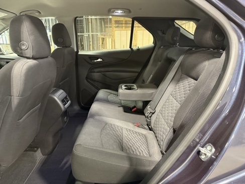 Used 2018 Chevrolet Equinox LT image 28