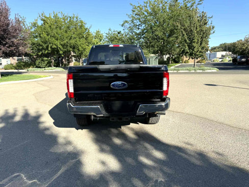Used 2018 Ford F350 Lariat w/ Lariat Ultimate Package image 4