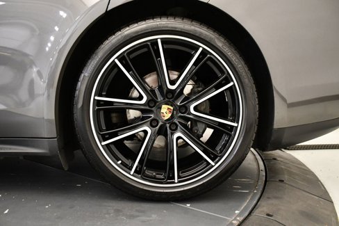 Certified 2018 Porsche Panamera 4S image 16