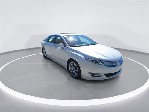 Used 2013 Lincoln MKZ Hybrid image 2