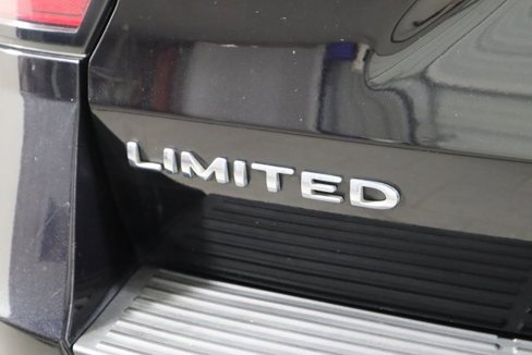 Used 2019 Ford Expedition Limited w/ Equipment Group 302A image 7